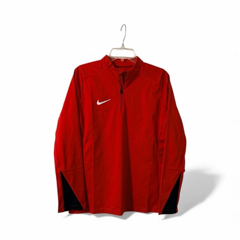 Nike NWT Women's Storm-Fit 1/4 Zip Top Red Small - $105 Retail